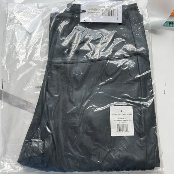 NWT $118 REVOLVE We Wore What stirrup pants vegan leather S - Picture 4 of 8